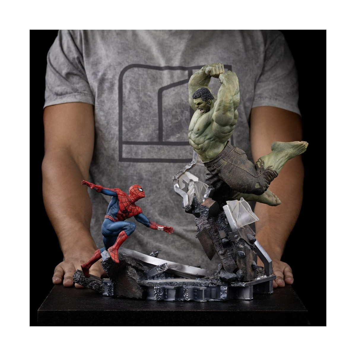 Iron Studios Marvel - Spider-Man vs. Hulk - Spider-Man "Brand New Day" Art, 1/10 Scale