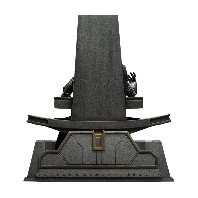 Iron Studios Marvel - Doctor Doom on Throne Art, 1/10 Scale - Avengers: Doomsday