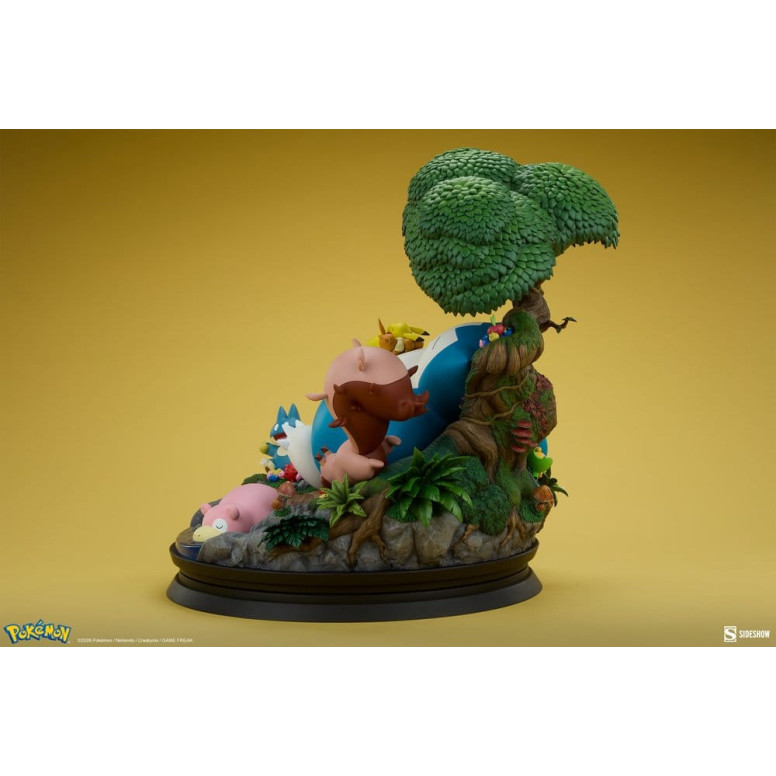 Sideshow Pokémon - Snorlax Diorama