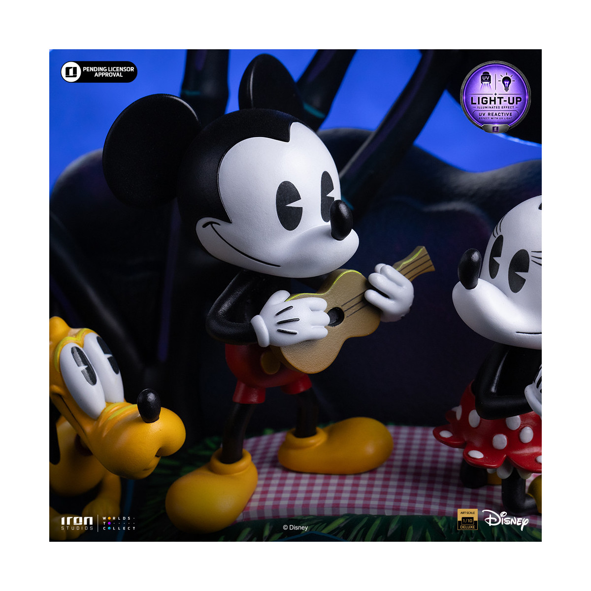 Iron Studios Disney Classics - Mickey Mouse, Minnie and Pluto's Day at the Park DX Art Scale 1/10