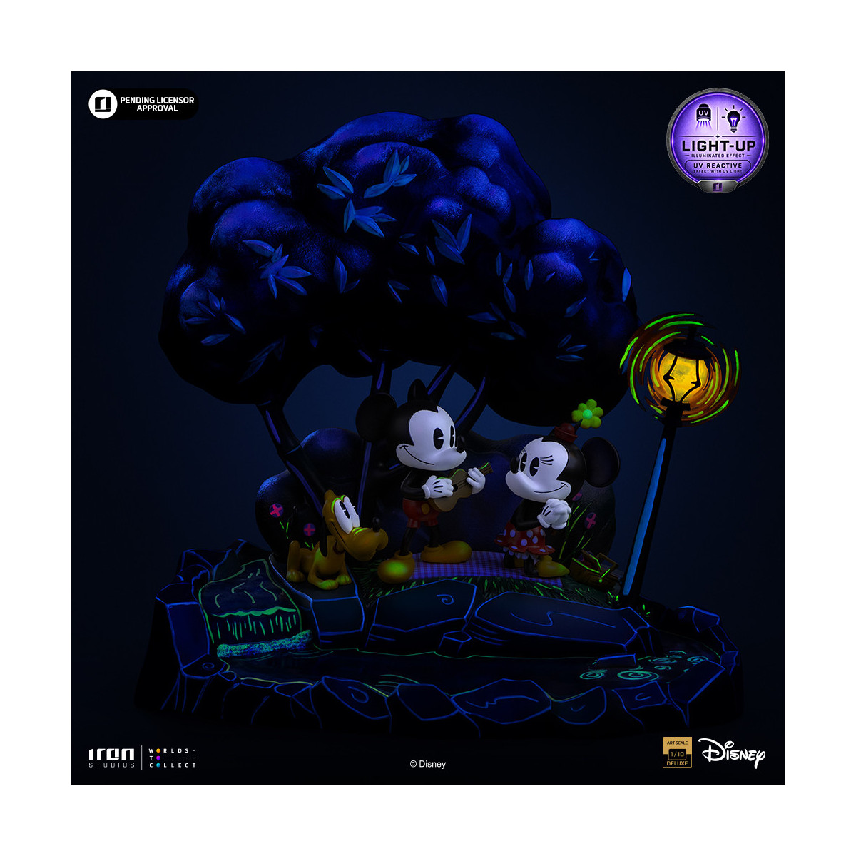 Iron Studios Disney Classics - Mickey Mouse, Minnie and Pluto's Day at the Park DX Art Scale 1/10