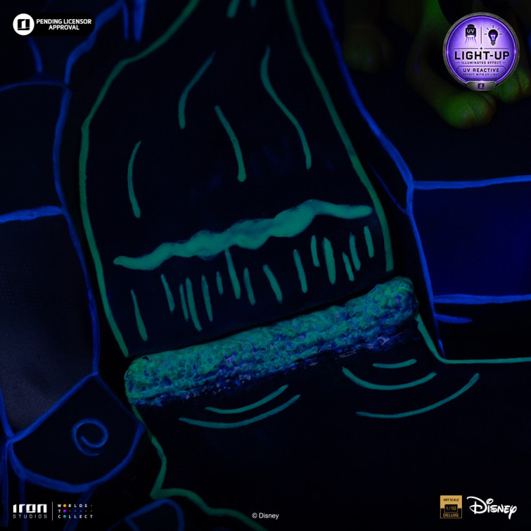 Iron Studios Disney Classics - Mickey Mouse, Minnie and Pluto's Day at the Park DX Art Scale 1/10