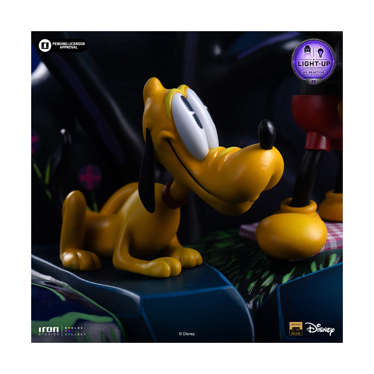 Iron Studios Disney Classics - Mickey Mouse, Minnie and Pluto's Day at the Park DX Art Scale 1/10