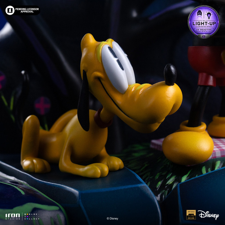 Iron Studios Disney Classics - Mickey Mouse, Minnie and Pluto's Day at the Park DX Art Scale 1/10