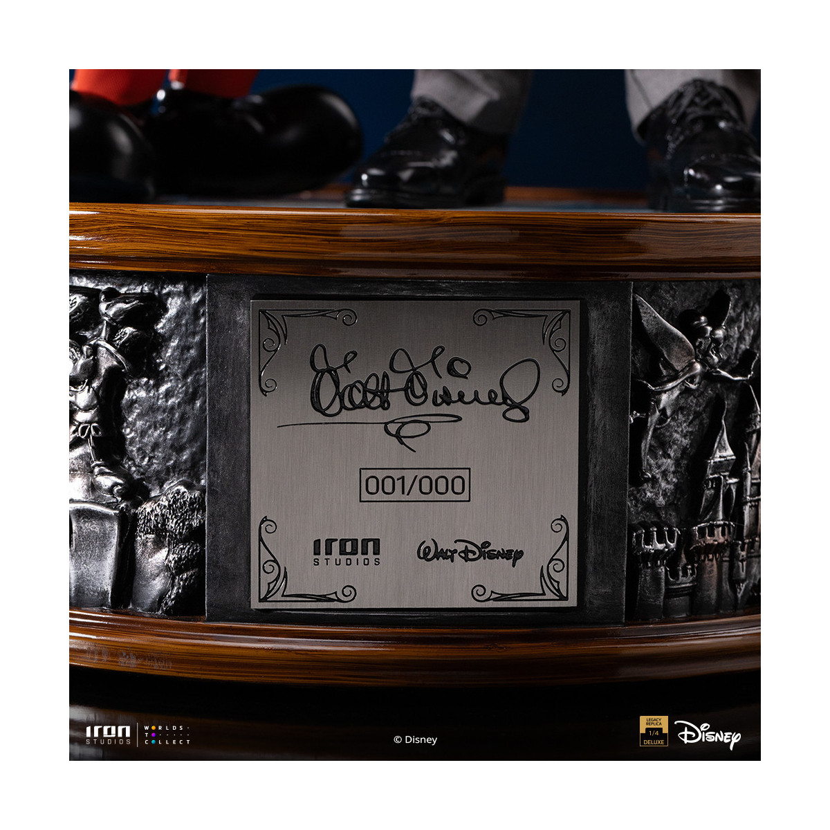 Iron Studios Disney s Classics - Walt Disney & Mickey Mouse Mouse Legacy Replica 1/4