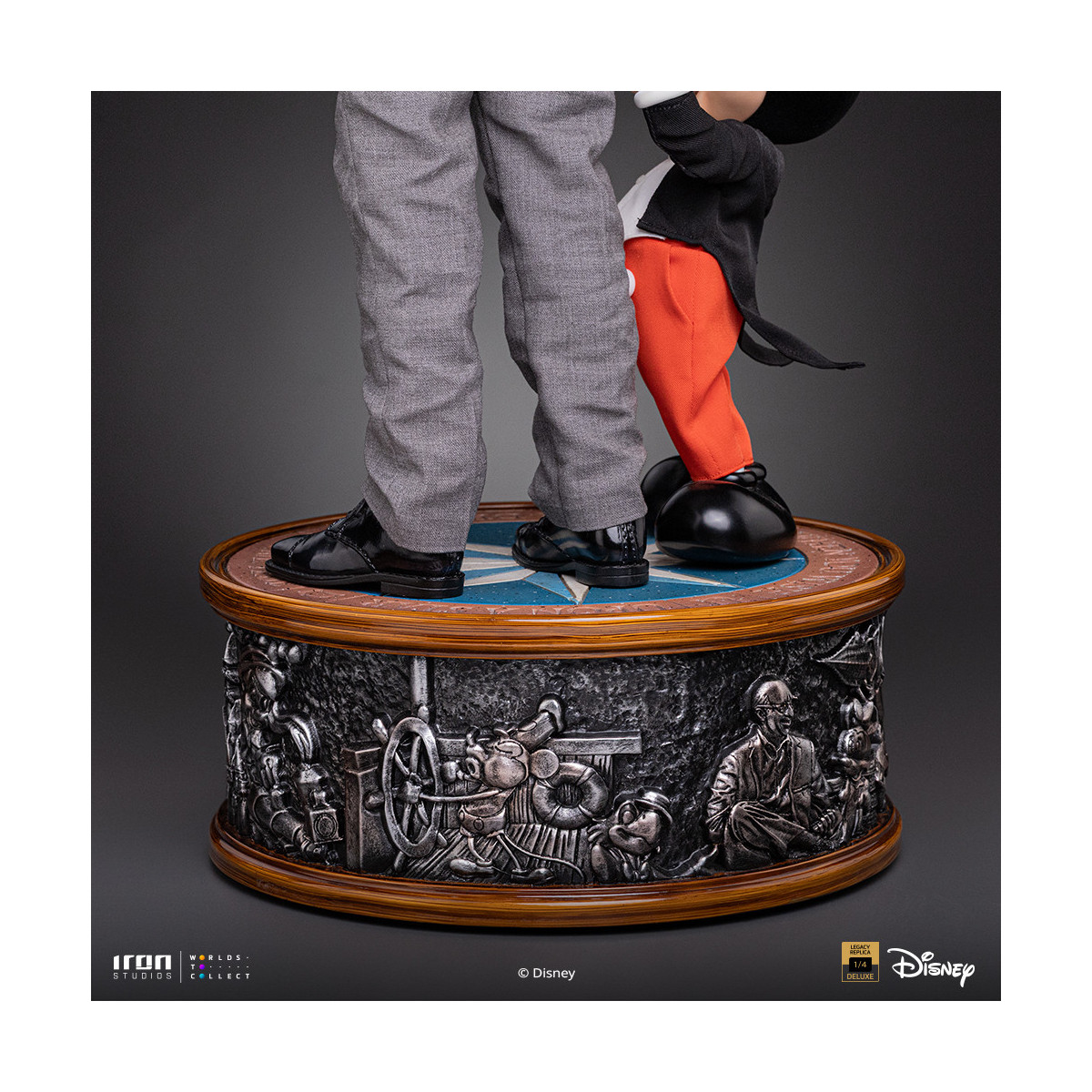 Iron Studios Disney s Classics - Walt Disney & Mickey Mouse Mouse Legacy Replica 1/4