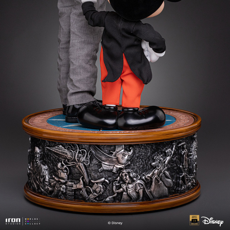 Iron Studios Disney s Classics - Walt Disney & Mickey Mouse Mouse Legacy Replica 1/4