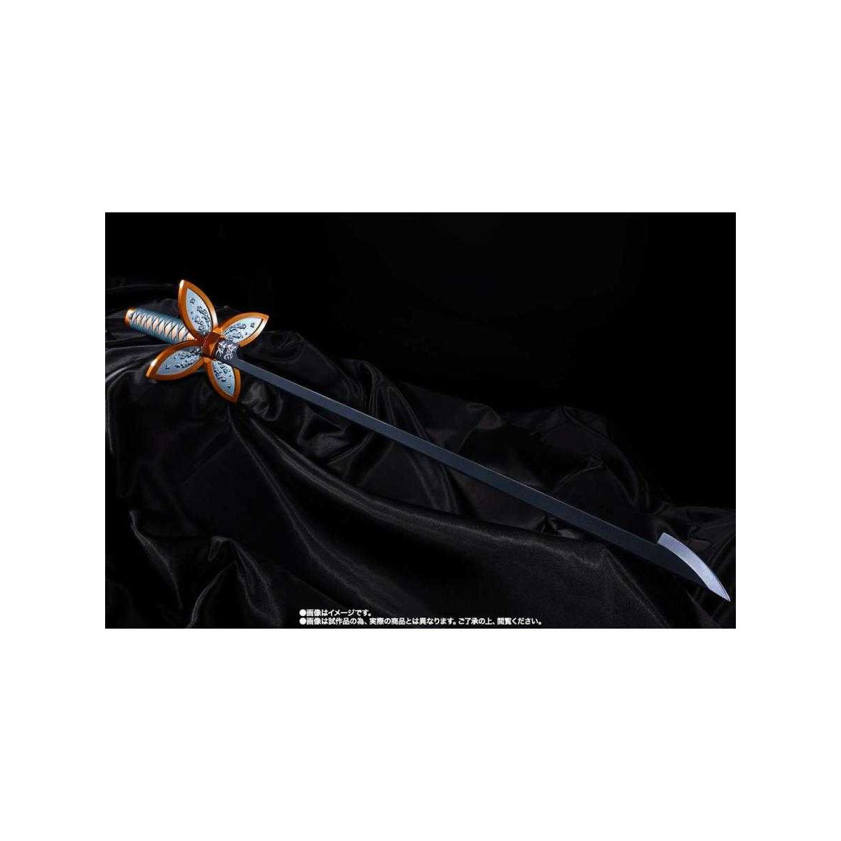 Bandai Tamashii - - Proplica NICHIRIN SWORD SHINOBU KOCHO 1/1 - Replica Swords Demon Slayer: Kimetsu no Yaiba