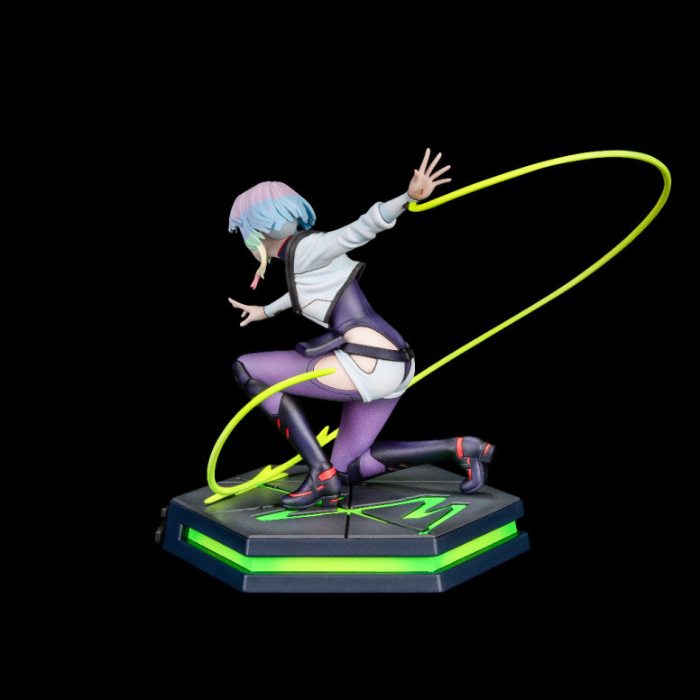 Dark Horse - LUCY PVC Statue - Cyberpunk Edgerunners