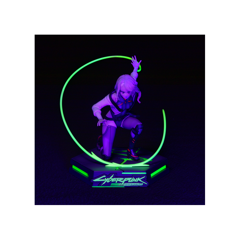 Dark Horse - LUCY PVC Statue - Cyberpunk Edgerunners