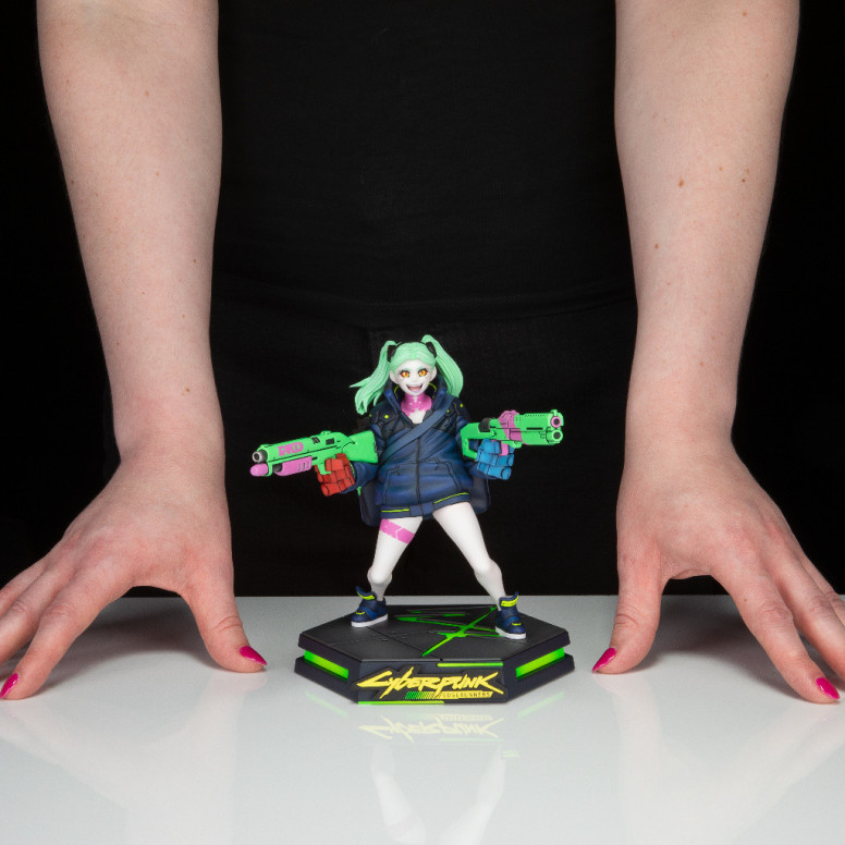 Dark Horse - REBECCA PVC Statue - Cyberpunk Edgerunners