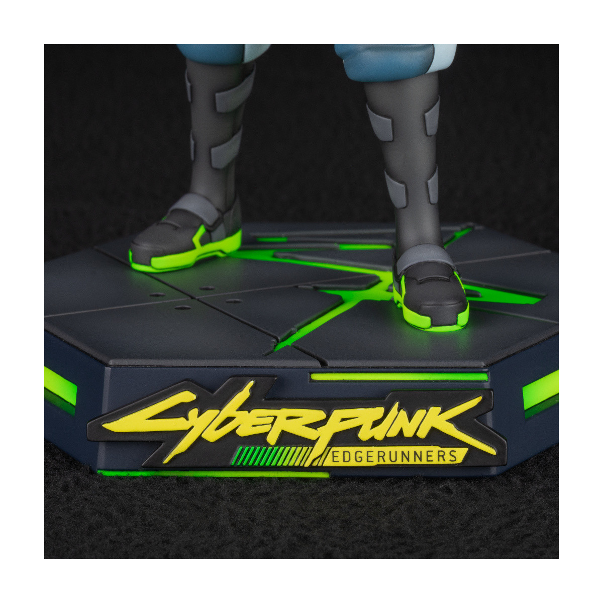 Dark Horse - DAVID PVC Statue - Cyberpunk Edgerunners