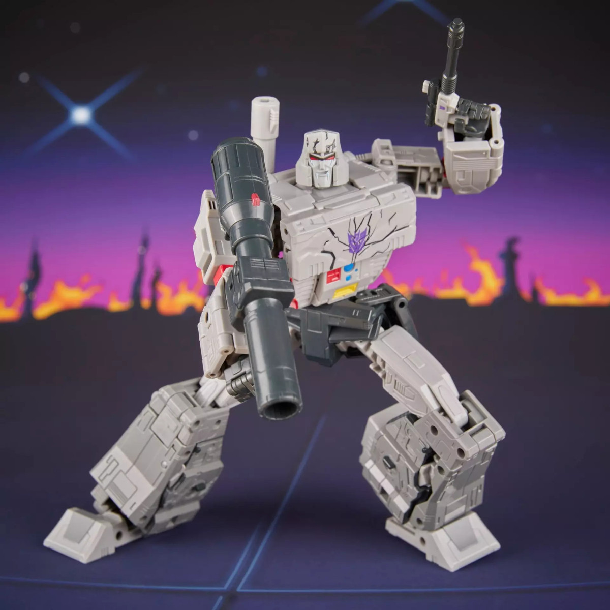 Hasbro - Transformers: The Movie - MEGATRON Leader Class - Studio Series MTMTE Collection