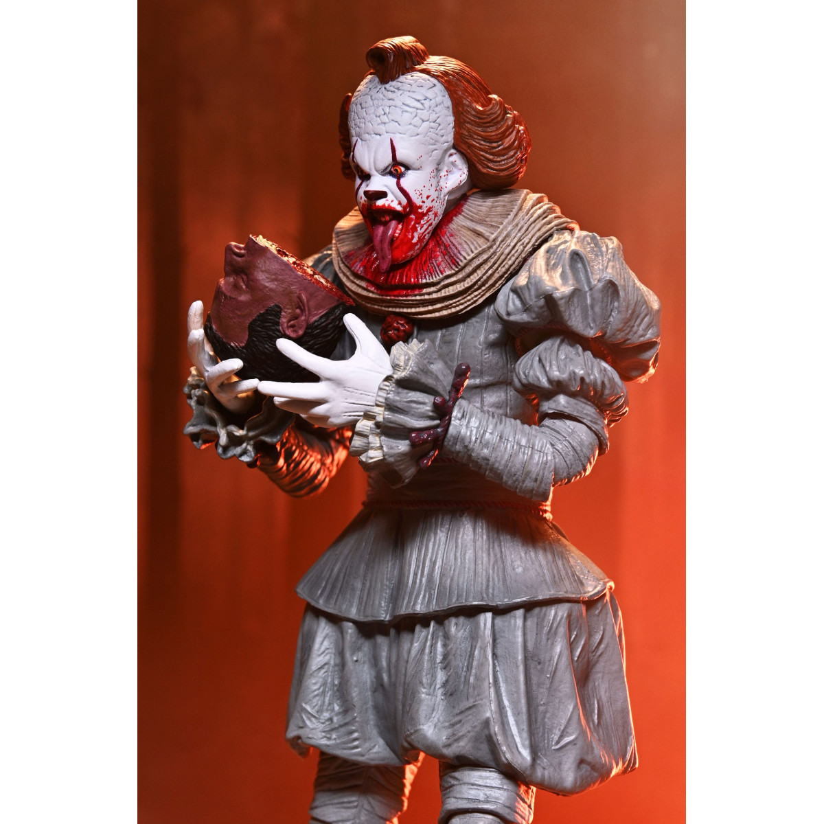Neca IT - CA - "Welcome to Derry" Ultimate Pennywise Figurine