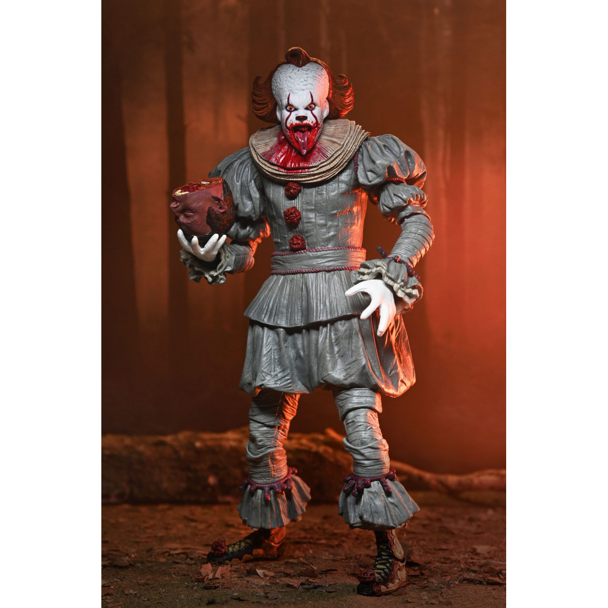 Neca IT - CA - "Welcome to Derry" Ultimate Pennywise Figurine