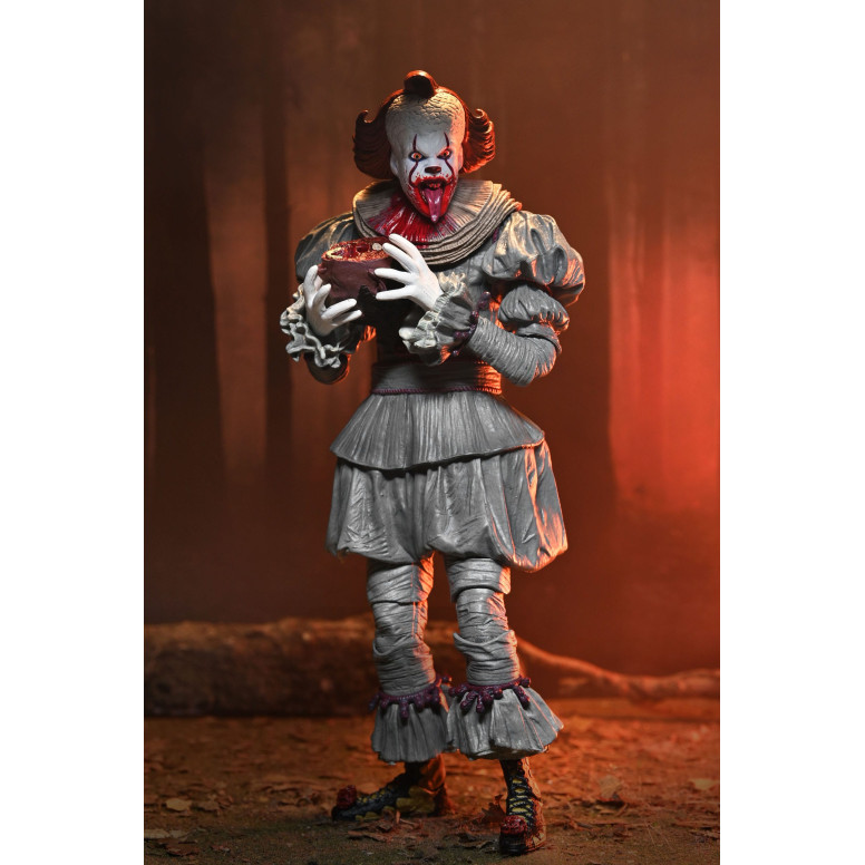 Neca IT - CA - "Welcome to Derry" Ultimate Pennywise Figurine