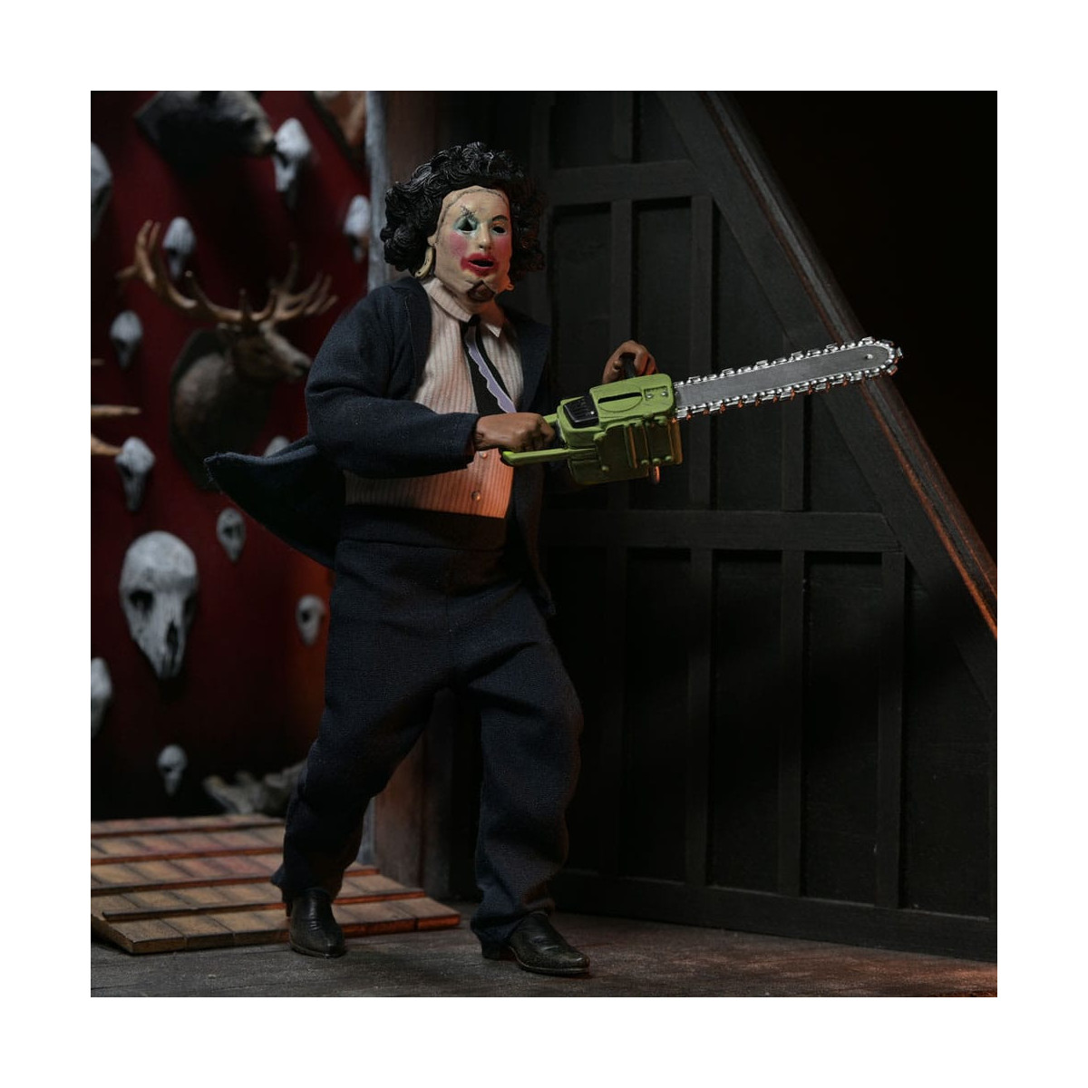 Neca The Texas Chainsaw Massacre - Clothed Leatherface (from *Pretty Woman* The Mask)