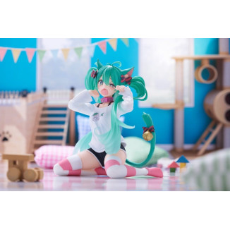 Taito - Desktop Cute Figure Hatsune Miku Cat Ear T-Shirt Ver.