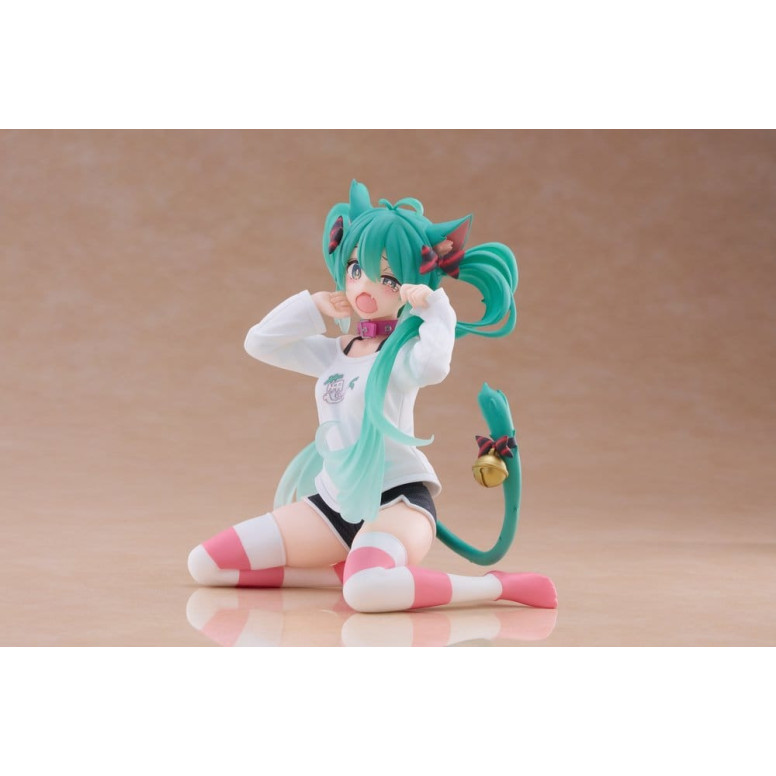 Taito - Desktop Cute Figure Hatsune Miku Cat Ear T-Shirt Ver.