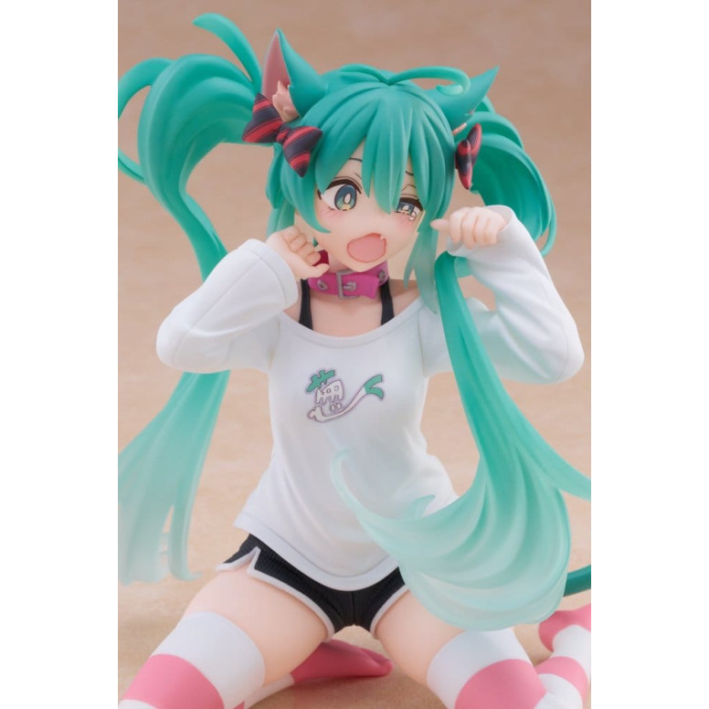 Taito - Desktop Cute Figure Hatsune Miku Cat Ear T-Shirt Ver.