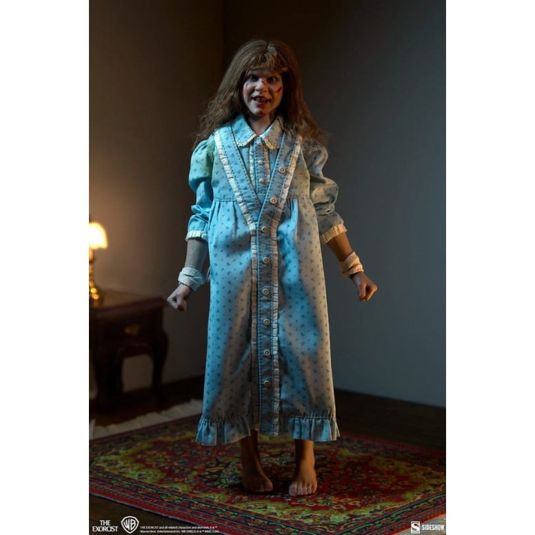 Sideshow The Exorcist 1/6 Scale Figure: Regan MacNeil, 23 cm