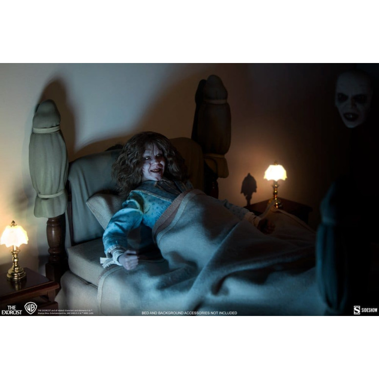 Sideshow The Exorcist 1/6 Scale Figure: Regan MacNeil (Deluxe Edition) 23 cm