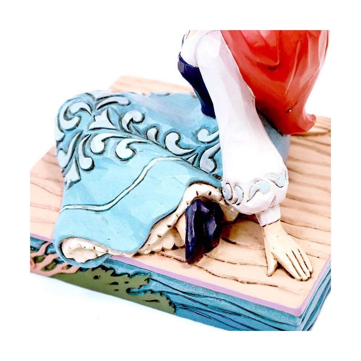 Enesco Disney Traditions Snow White and Prince: Happily Ever After