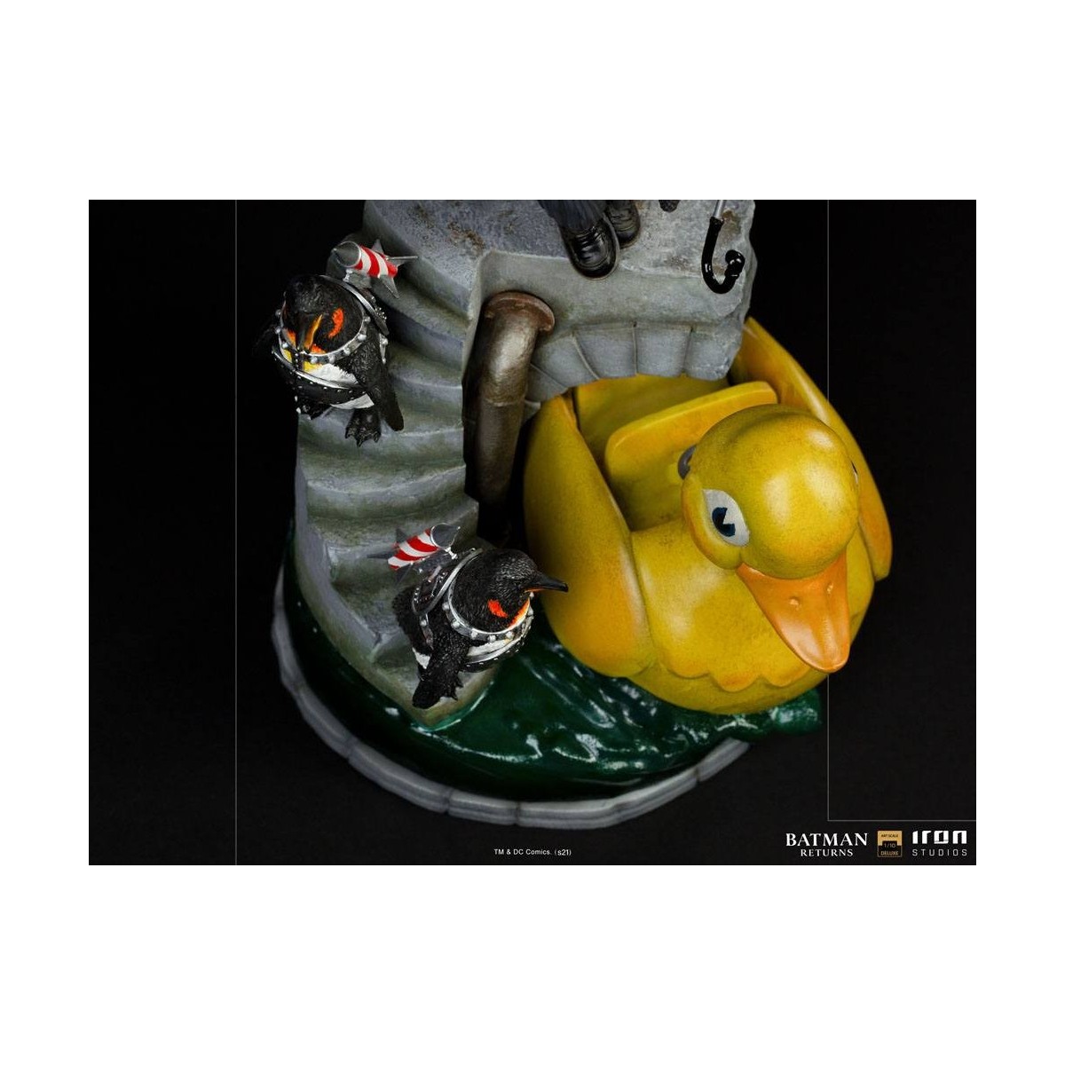 Iron Studios DC Comics - BDS Art Scale 1/10 - The Penguin Batman Returns