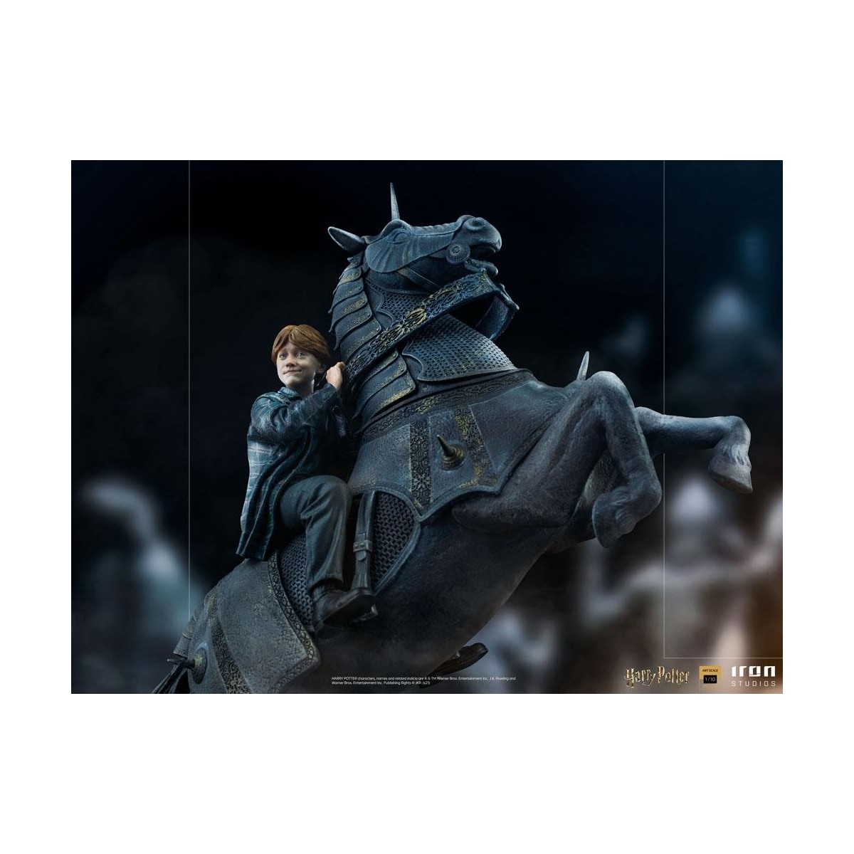 Iron Studios - Harry Potter - Ron Weasley at the Wizard Chess BDS Deluxe Art Scale 1/10