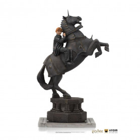 Iron Studios - Harry Potter - Ron Weasley at the Wizard Chess BDS Deluxe Art Scale 1/10