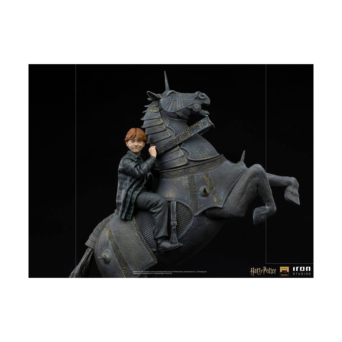 Iron Studios - Harry Potter - Ron Weasley at the Wizard Chess BDS Deluxe Art Scale 1/10