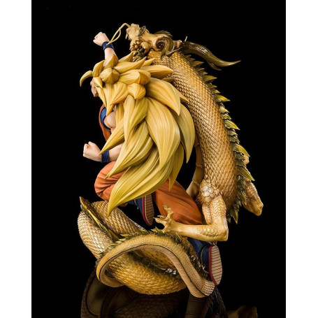 Bandai Dragon Ball Z Figuarts Zero - GOGETA SSJ FUSION REBORN