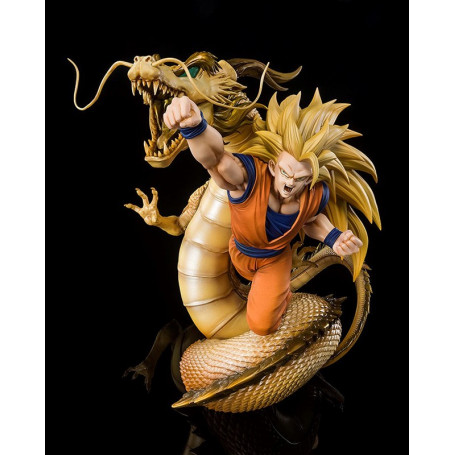 Bandai Dragon Ball Z Figuarts Zero - GOGETA SSJ FUSION REBORN