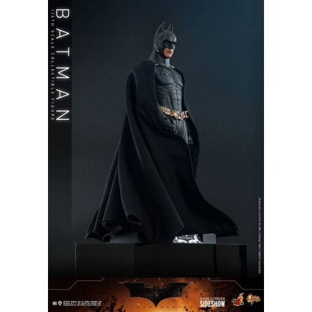 Hot Toys Batman Begins - Batman Exclusive Movie Masterpiece 1/6
