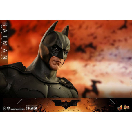 Hot Toys Batman Begins - Batman Exclusive Movie Masterpiece 1/6