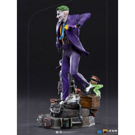 Iron Studios - The Joker - Deluxe Art Scale 1/10