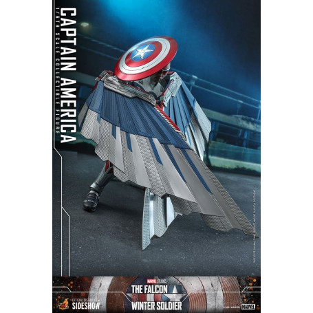 Hot Toys Marvel - Captain America 1/6 - The Falcon and The Winter Soldier