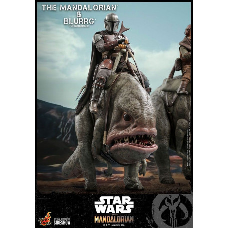 Hot Toys Star Wars - The Mandalorian and Blurrg