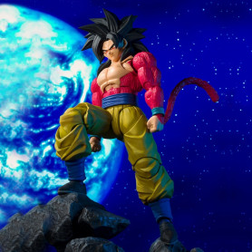 Bandai Dragon Ball GT - SHF SHFiguarts - Son Goku SSJ4