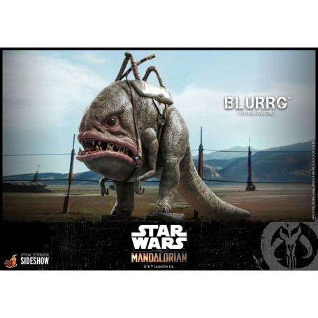 Hot Toys Star Wars - The Mandalorian and Blurrg