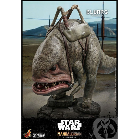 Hot Toys Star Wars - The Mandalorian and Blurrg