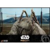 Hot Toys Star Wars - The Mandalorian and Blurrg