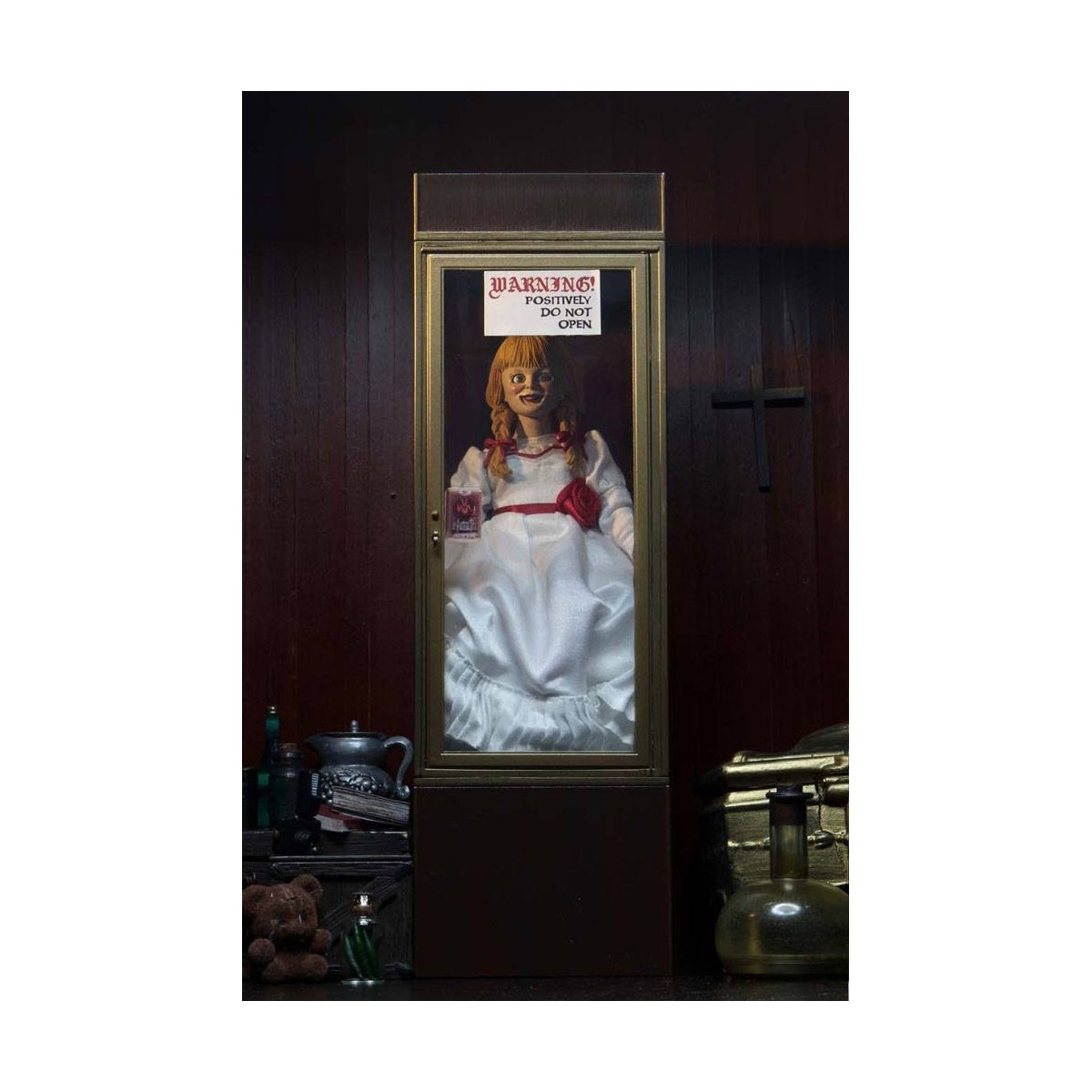 Neca - The Conjuring Universe - Retro Cloth Annabelle