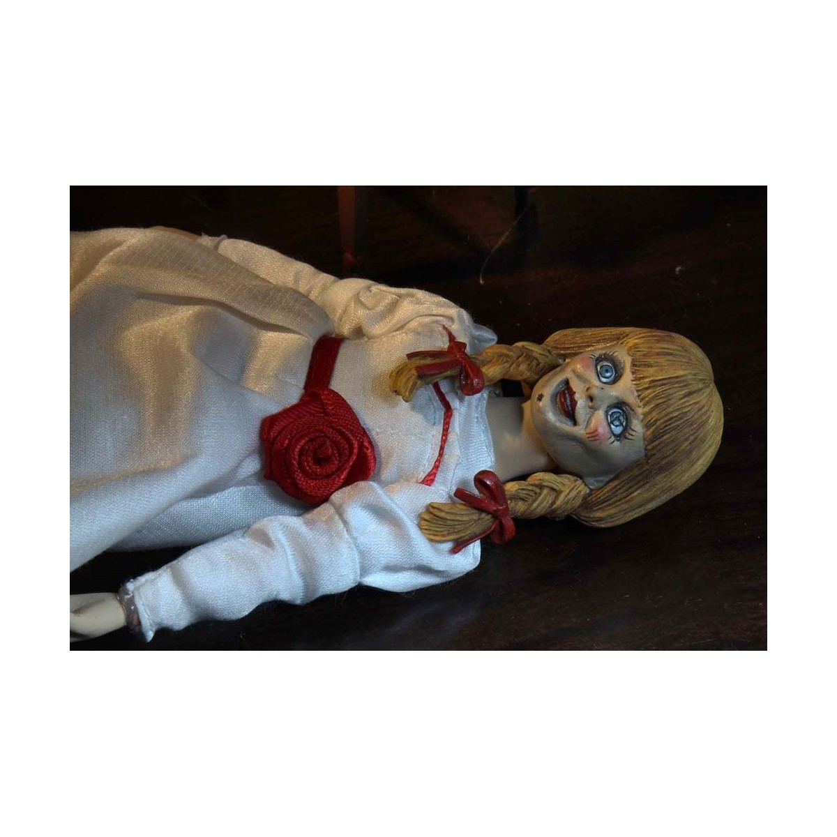 Neca - The Conjuring Universe - Retro Cloth Annabelle