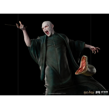 Iron Studios - Legacy Replica Statue 1/4 Voldemort & Nagini - Harry Potter