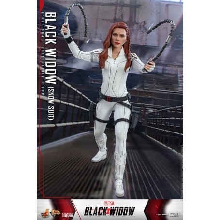 Hot Toys Black Widow Snow Suit Movie Masterpiece Version 1/6