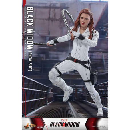 Hot Toys Black Widow Snow Suit Movie Masterpiece Version 1/6