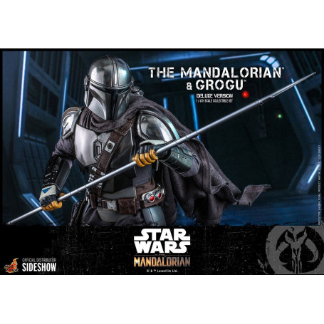 Hot Toys Star Wars - The Mandalorian and the Child Deluxe