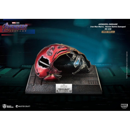 Beast Kingdom - Avengers Endgame Master Craft Iron Man Mark50 Helmet Battle Damaged