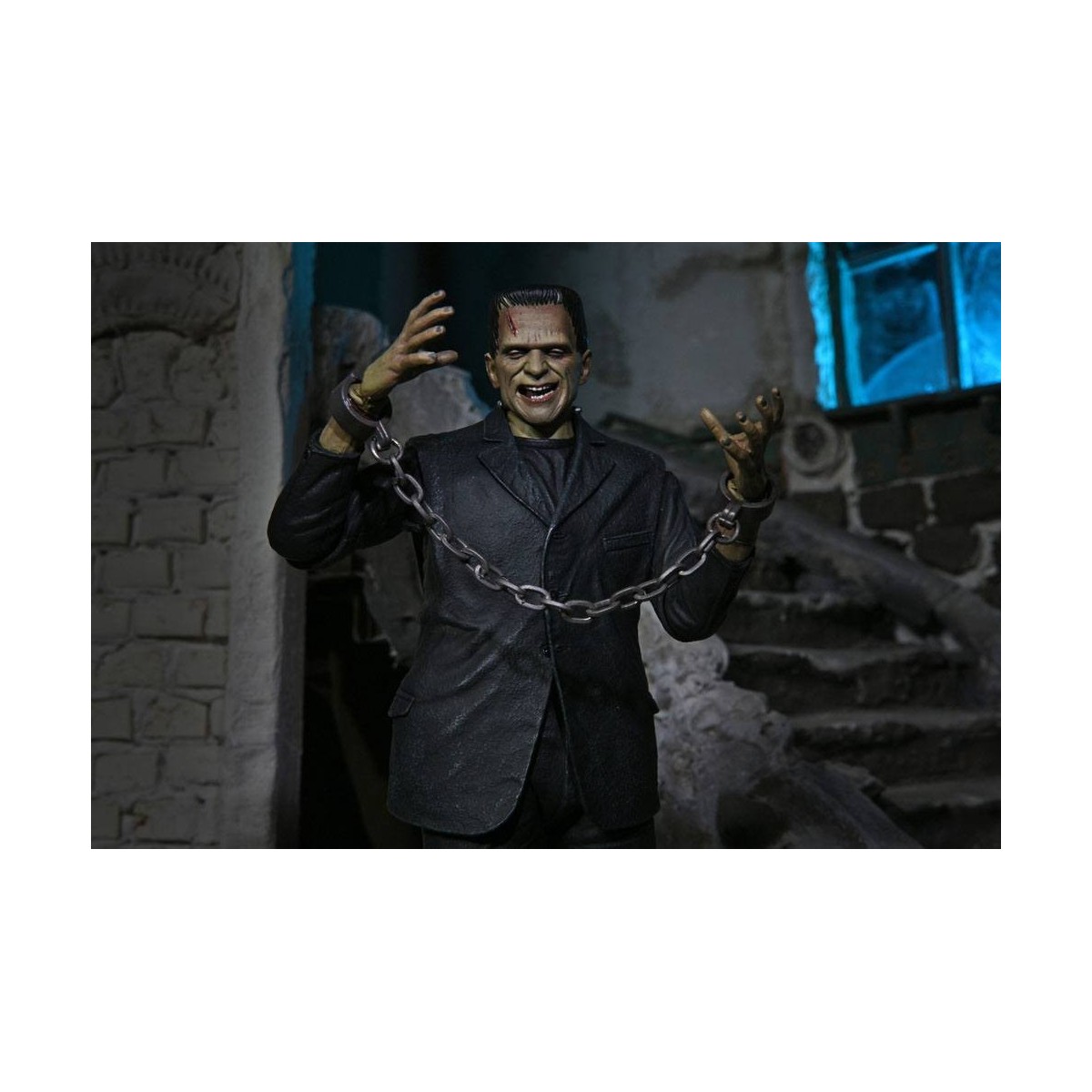 NECA - Ultimate Frankenstein's Monster Color Version - Universal Monsters